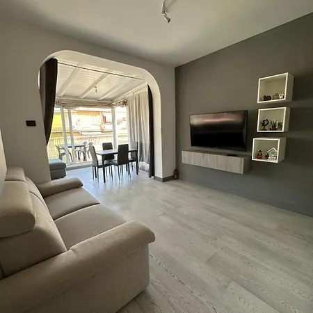 Roby S House-2